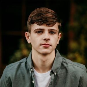 Meet your Posher, Carson